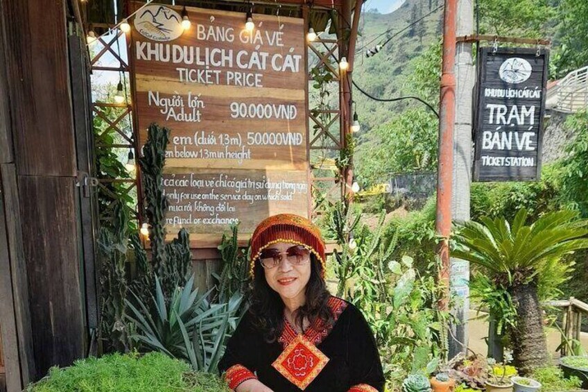 Amazing experience at Cat Cat village from Sapa Town