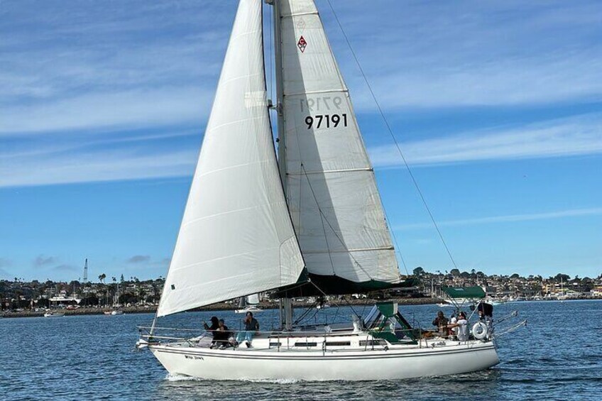 Deluxe private Sunset & Day Sail