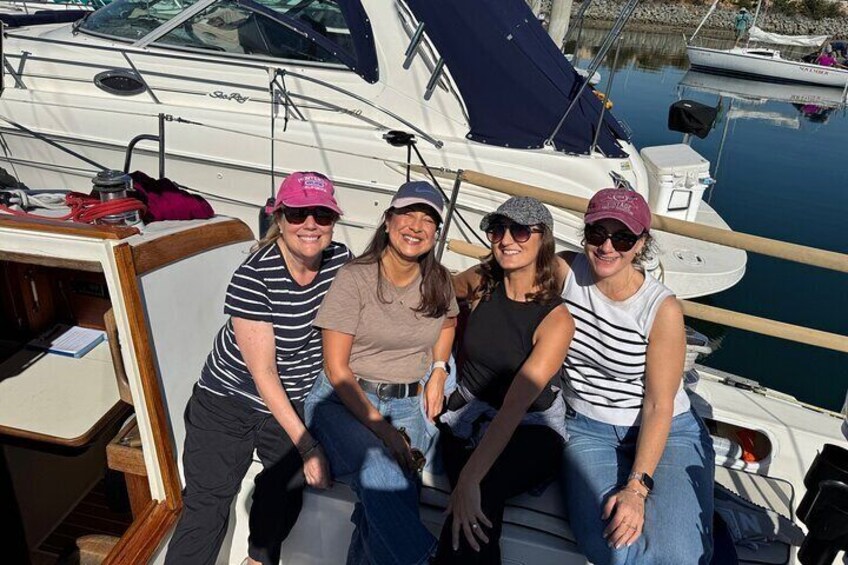 Deluxe private Sunset & Day Sail