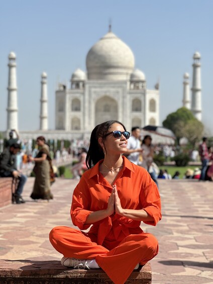 Taj Mahal Tickets with express entry