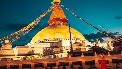 Det heliga Katmandu: Halvdagstur till Pashupatinath och Boudhanath