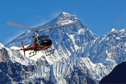 Au départ de Pokhara : Excursion familiale en hélicoptère au camp de base d...
