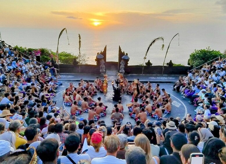 Bali: Uluwatu Sunset Kecak Fire Dance Private Tour