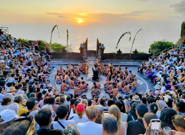 Bali: Uluwatu Sunset Kecak Fire Dance Private Tour