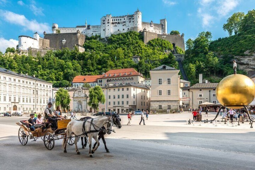 From Vienna: Hallstatt, Salzburg, Melk, Alps & Lakes Day Trip