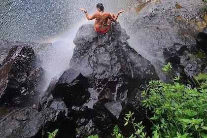 Hiking Trip : 7 Waterfalls Of Black River With Dalpuri & Transfer