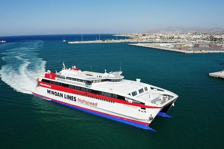 Heraklion: Day Trip to Santorini by Boat with Oia & Fira