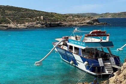 Malta: Blue Lagoon & Gozo with Crystal Lagoon Sea Caves Tour