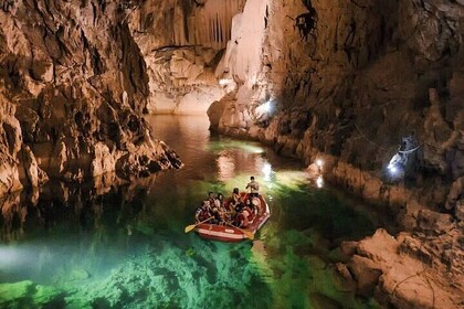 Full Day Tour in Altınbeşik Cave and Ürünlü