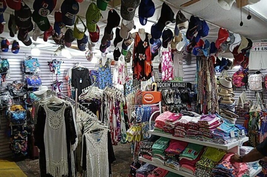 Guided Souvenir Shopping Tour in Punta Cana