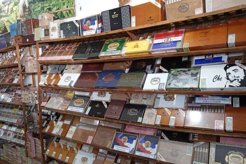 Guided Souvenir Shopping Tour in Punta Cana