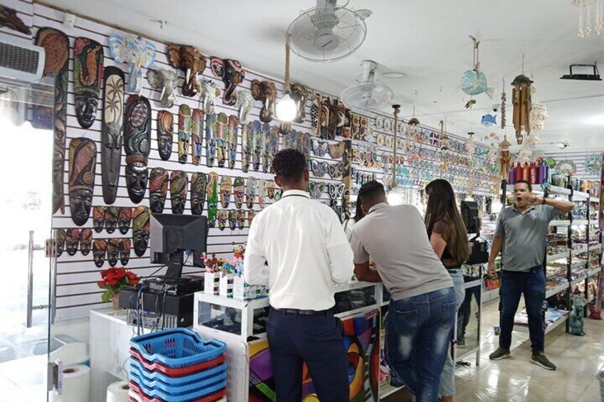 Guided Souvenir Shopping Tour in Punta Cana