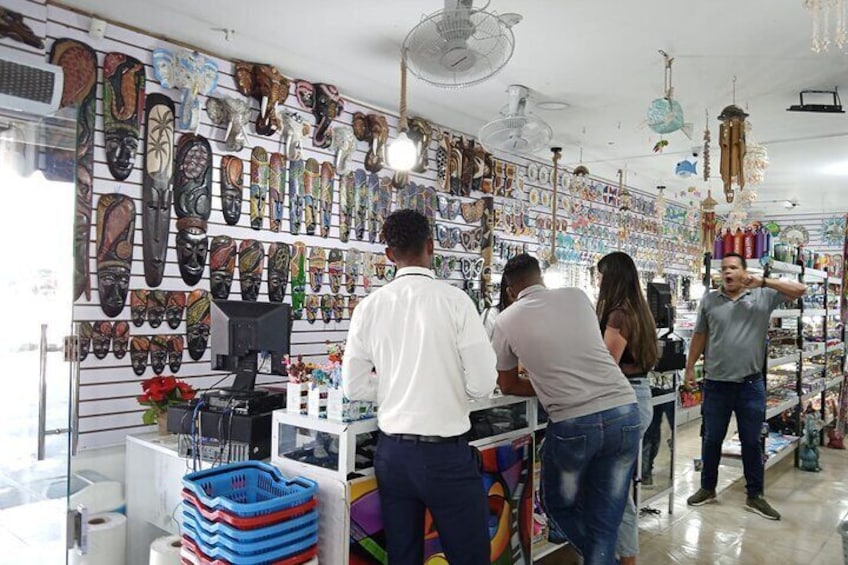 Guided Souvenir Shopping Tour in Punta Cana