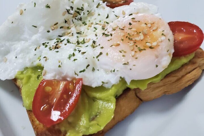 "Bringing a taste of the Caribbean to your breakfast table with this delicious Dominican avocado toast #avocadolove #islandvibes #breakfastgoals"