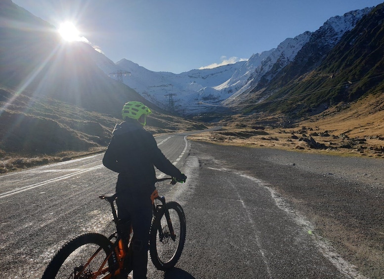 Picture 16 for Activity From Brasov : Transfagarasan and Balea Lake Ebike tour