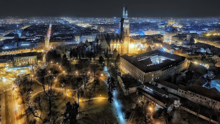 Exclusive old Zagreb walking tour