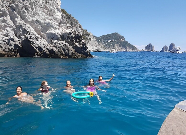 Picture 1 for Activity Tour Privato Isola Di Capri in Barca con Gozzo Classico 3H