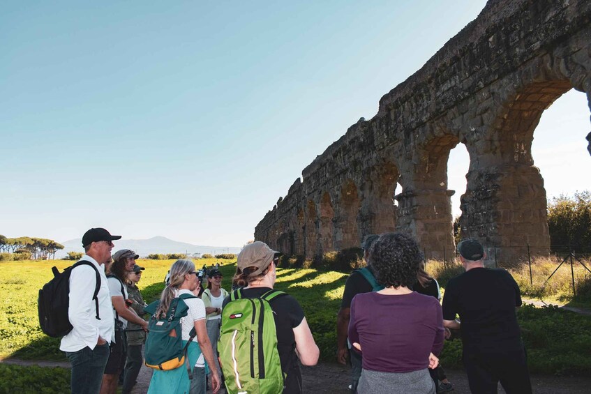 Rome: Mini hike to the ancient Parco degli Acquedotti