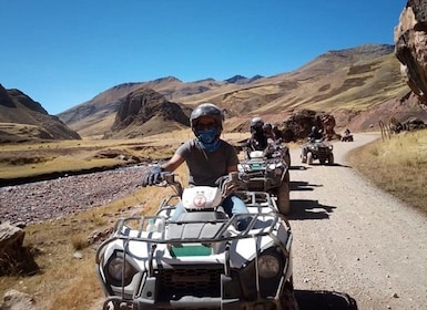 Tamasya ke Gunung Pelangi dengan ATV.