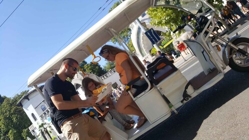 Budapest: Sightseeingtur med elektrisk tuktuk