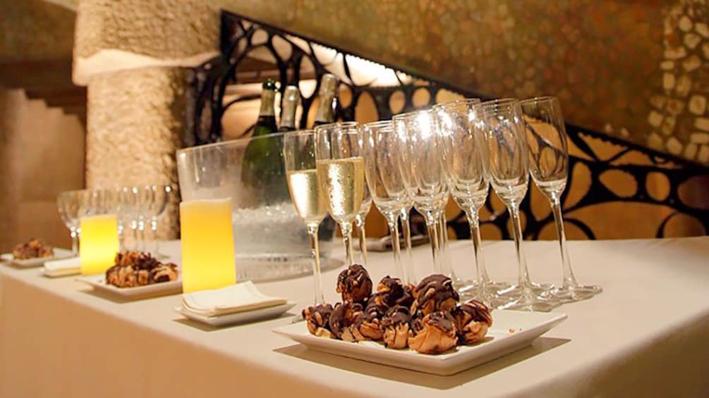Desserts and champagne