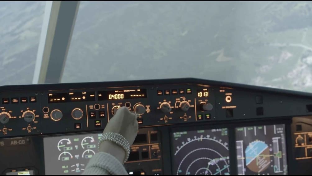 Picture 2 for Activity Airbus A320 Flightsimulator | 60 Minutes Flying Experience