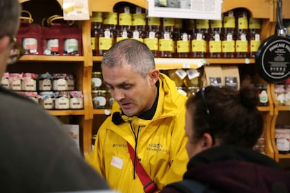 Westport: Fun-filled walking tour of a beautiful town