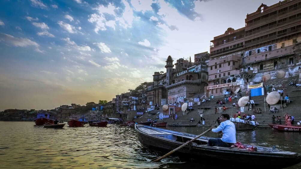 Picture 6 for Activity Sunrise at Varanasi Ganga Ghat with Arti & Masala Tea