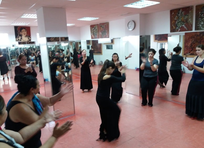 Picture 5 for Activity Sevilla : Flamenco Lessons