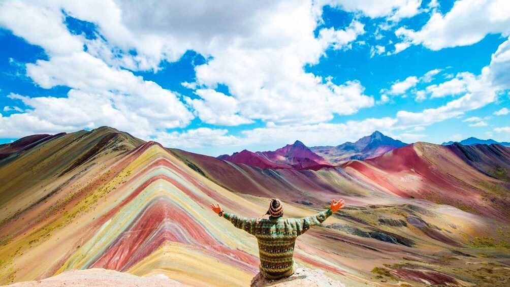 Picture 1 for Activity Cusco: Guided Rainbow Mountain Hike with Breakfast and Lunch