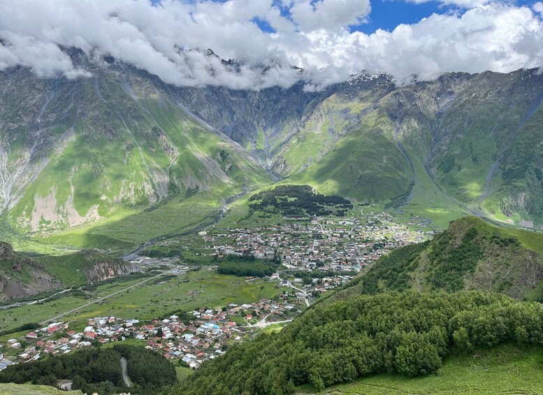 Picture 2 for Activity Kazbegi Day Trip (Jinvali, Ananuri, Gudauri, Gergeti church)