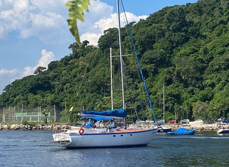 Picture 11 for Activity Rio de Janeiro: Sunset Sailboat Tour with Open Bar