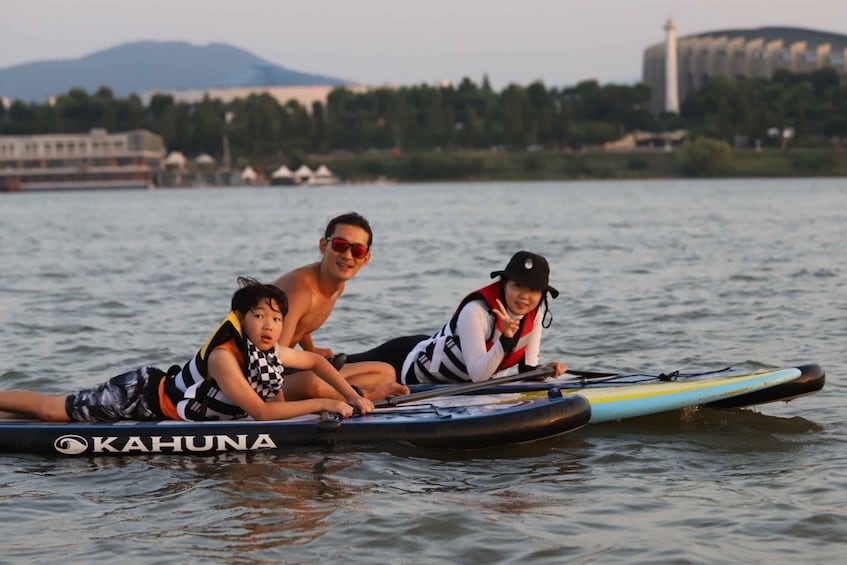 Picture 1 for Activity Seoul: Stand Up Paddle Board(SUP) & Kayak in Han River