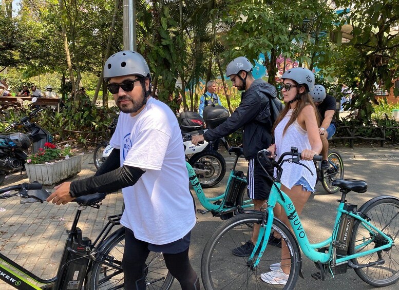 Picture 11 for Activity E-Bike City Tour Medellin with Local beer and Snacks