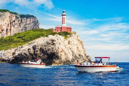 Au départ de Sorrente : excursion d’une journée en bateau sur l’île de Capr...