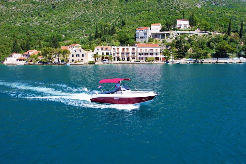 Picture 12 for Activity Dubrovnik: All-inclusive Islands and Caves Private Boat Tour