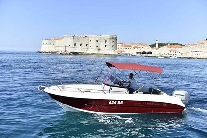 Dubrovnik : Bateau privé tout compris pour les îles et les grottes excursio...