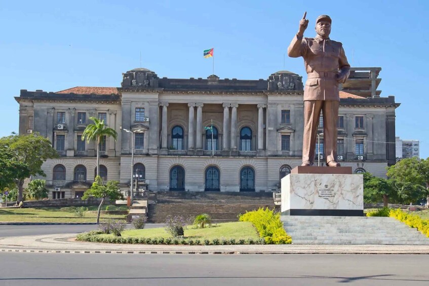 Picture 4 for Activity Maputo: Highlights Tour with Local Beer Tasting