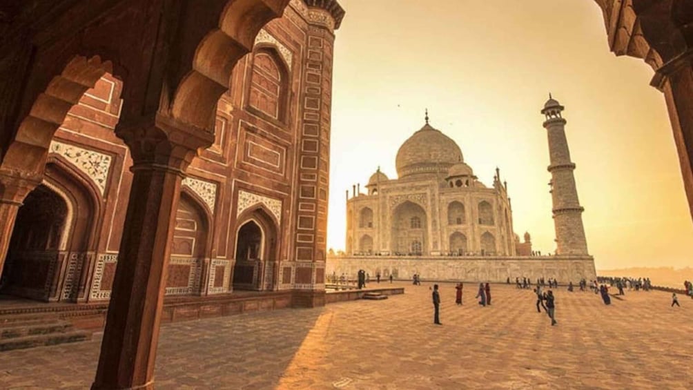 Picture 5 for Activity From Agra: Sunset Taj Mahal Tour and Skip-The-Line Tickets