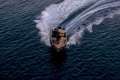 Miete ein Boot mit oder ohne Skipper (keine Lizenz erforderlich)