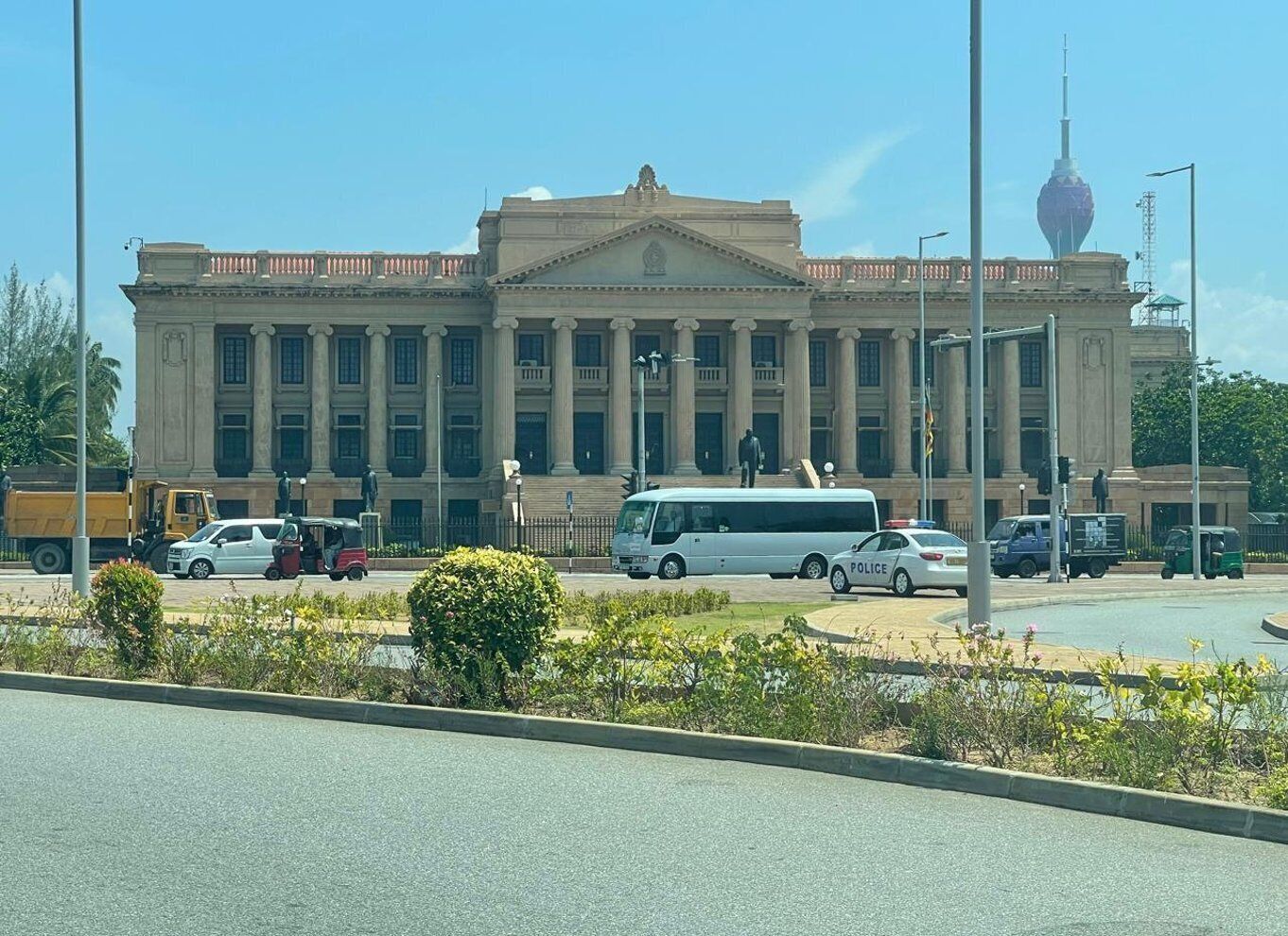 Colombo City Tour Explore History & Different Food Tasting