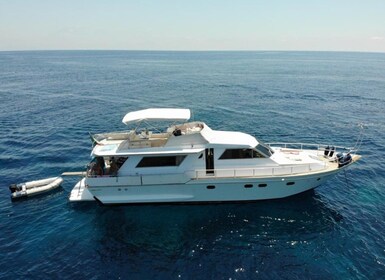 Dream day on a Yacht from Naples to Procida, Capri or Ischia