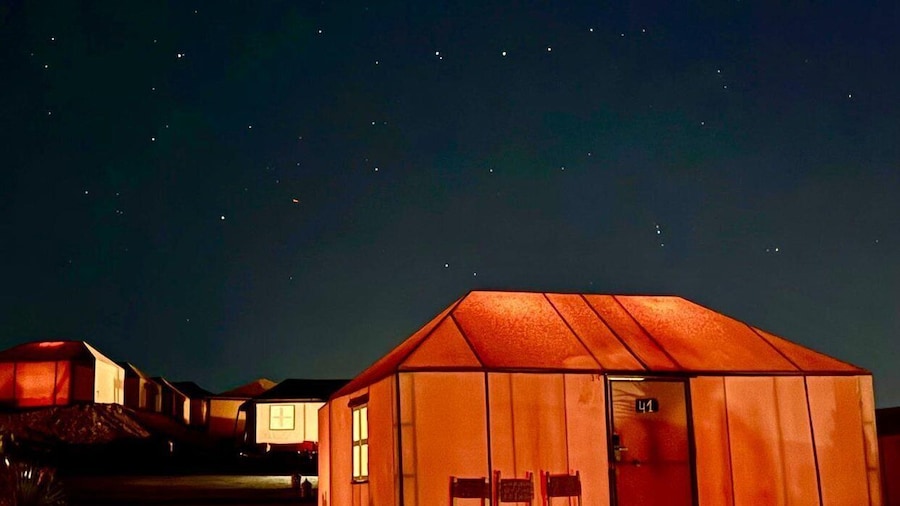 Marrakech: Agafay Desert Retreat, Tent, Dinner, Show & Pool