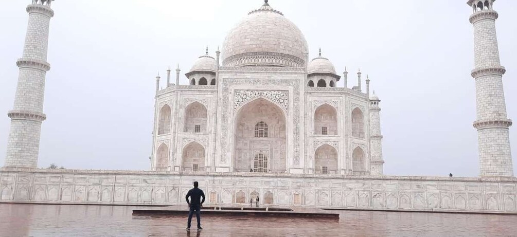 Picture 4 for Activity Taj Mahal Tour from Delhi by car