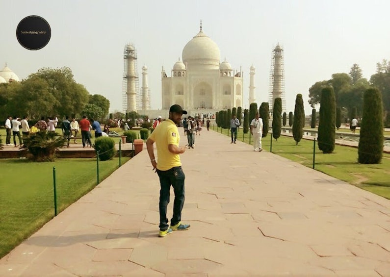 Picture 1 for Activity Taj Mahal Tour from Delhi by car