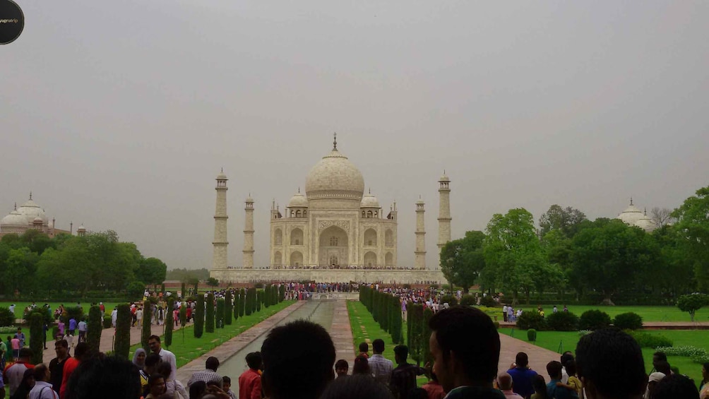 Picture 2 for Activity Taj Mahal Tour from Delhi by car