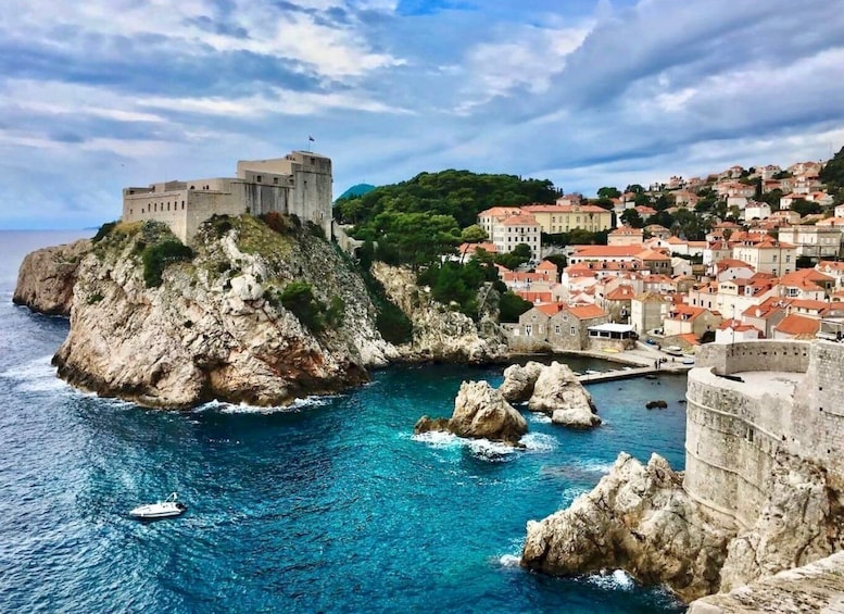 Picture 10 for Activity Dubrovnik: City Walls Tour for Early Birds or Sunset Chasers