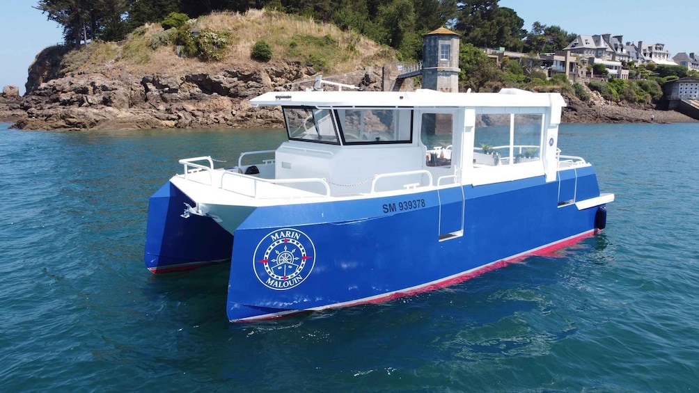 Saint-Malo: Emerald Coast Boat Trip with Guide