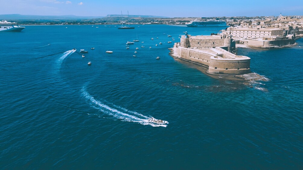 Picture 3 for Activity Syracuse: Pillirina, Ortigia, and Sea Caves Tour by Boat