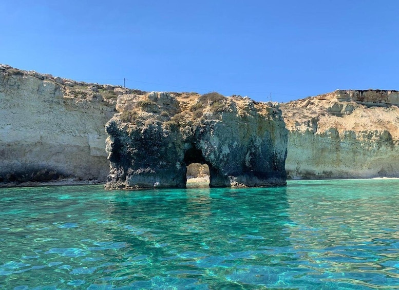 Picture 1 for Activity Syracuse: Pillirina, Ortigia, and Sea Caves Tour by Boat